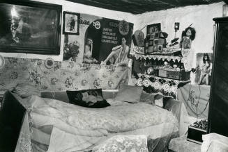Hungary (cluttered bedroom, 08-09B-84, #35)